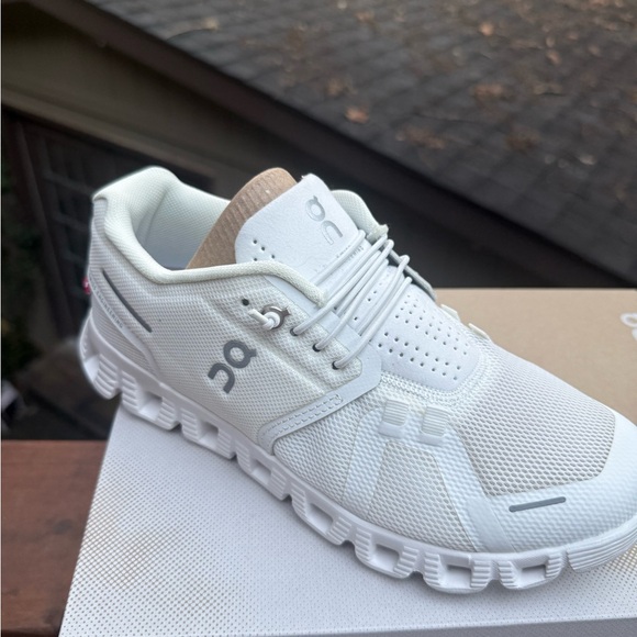 On Running Cream Athletic Shoes - Picture 3 of 9